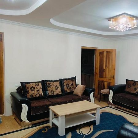 Apartment On Saakadze 바투미 외부 사진