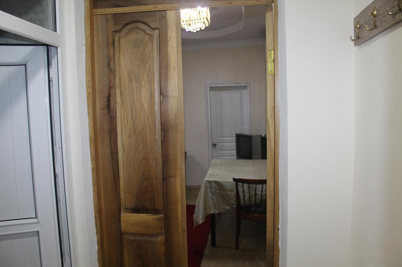 Apartment On Saakadze 바투미 외부 사진